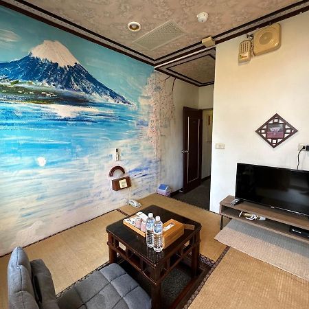 Ming Ren Hotspring Hotel Цзяосі Екстер'єр фото