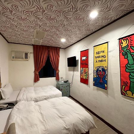 Ming Ren Hotspring Hotel Цзяосі Екстер'єр фото