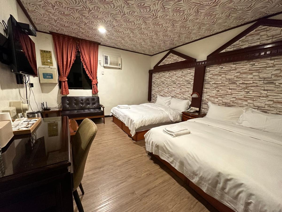 Ming Ren Hotspring Hotel Цзяосі Екстер'єр фото